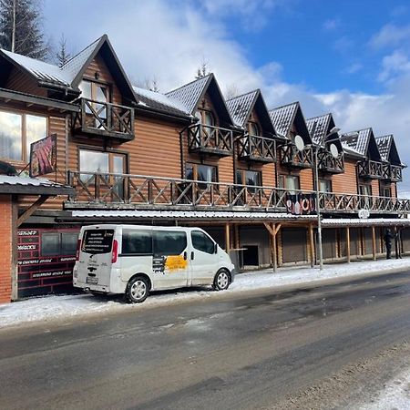 Royal Yablunytsya Hotel Exterior photo