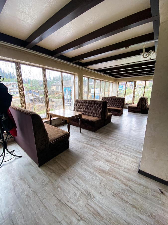 Royal Yablunytsya Hotel Exterior photo